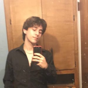 Meet your Posher, Adin